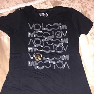 Volcom Women’s Short Sleeve shirt